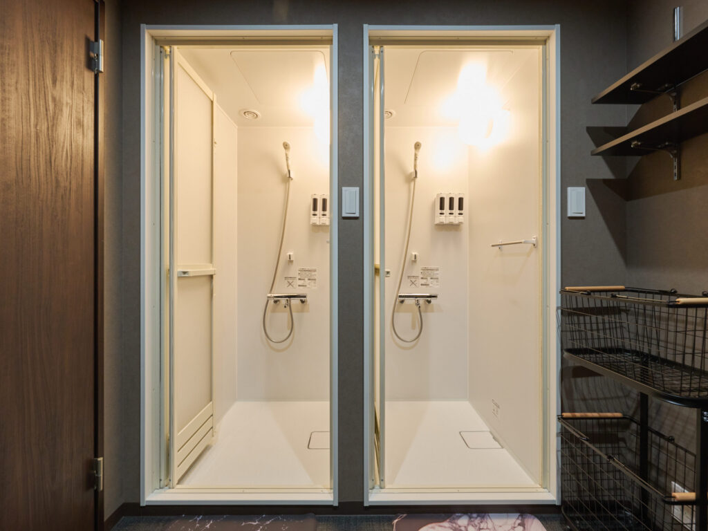 Kannai 7F shower room