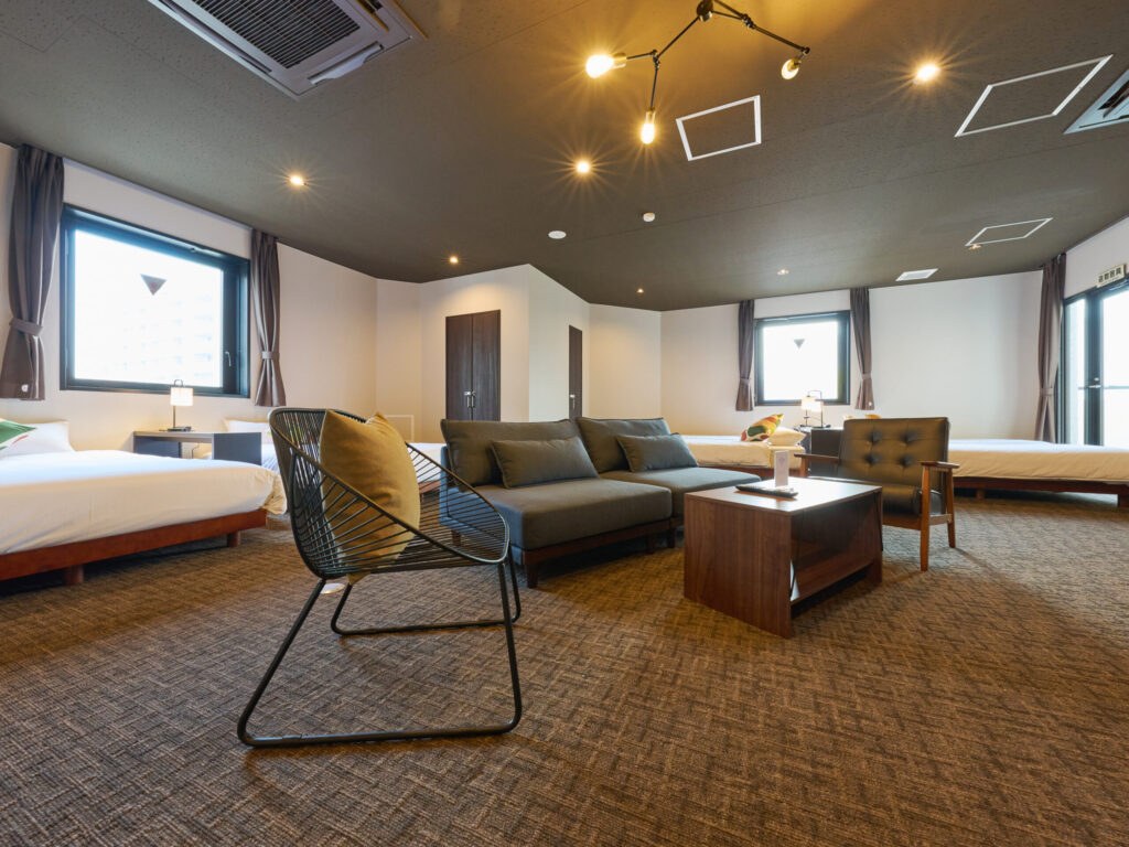 Kannai 7F living room