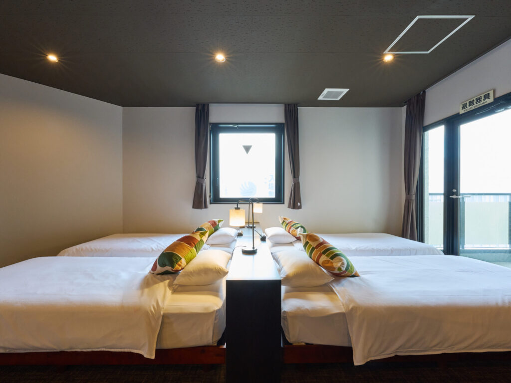 Kannai 7F single beds